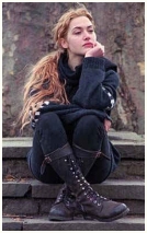 Kate Winslet. This is one of the first pictures I found when looking up information on her and her life.
